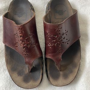 Women’s Doc Marten Sandals